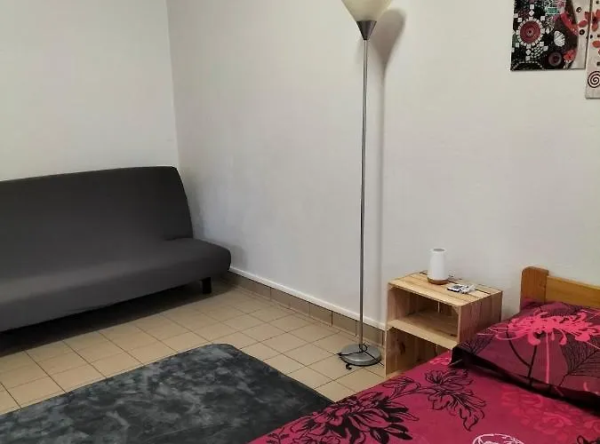 Confortable Proche Des Sites Touristiques Проживание в семье *